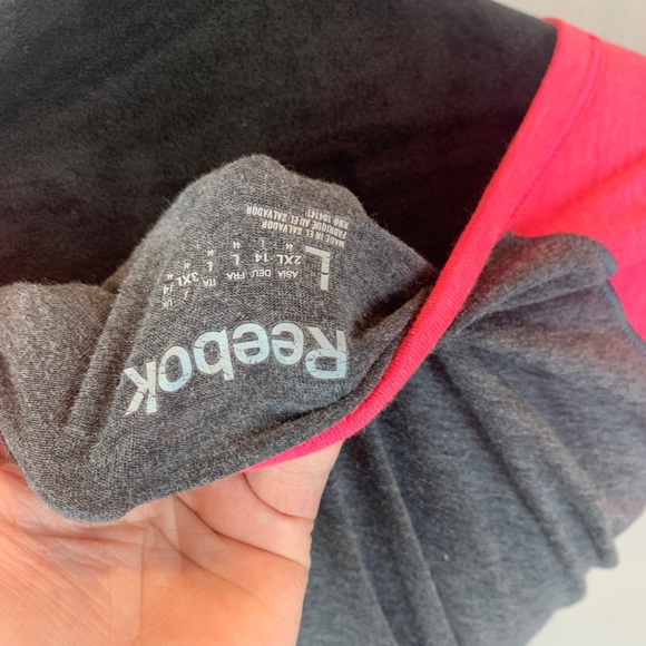 BUNDLE!  2 Reebok Tees! - Picture 9 of 11